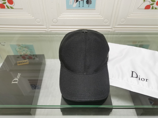 ブランド帽子着用イメージ